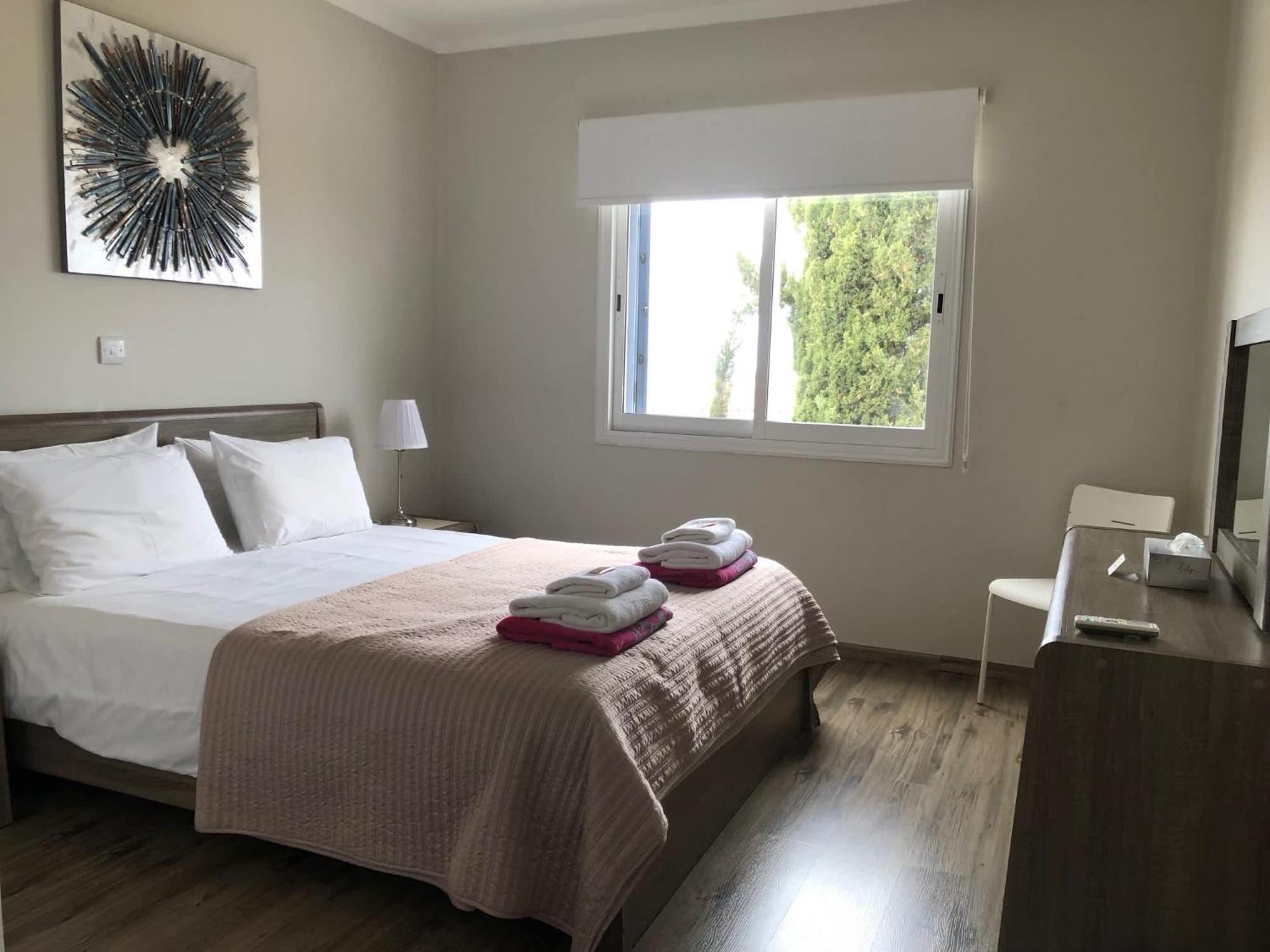 Kings Palace - Modern And Stylish 1 Bedroom Apartment Пафос Экстерьер фото